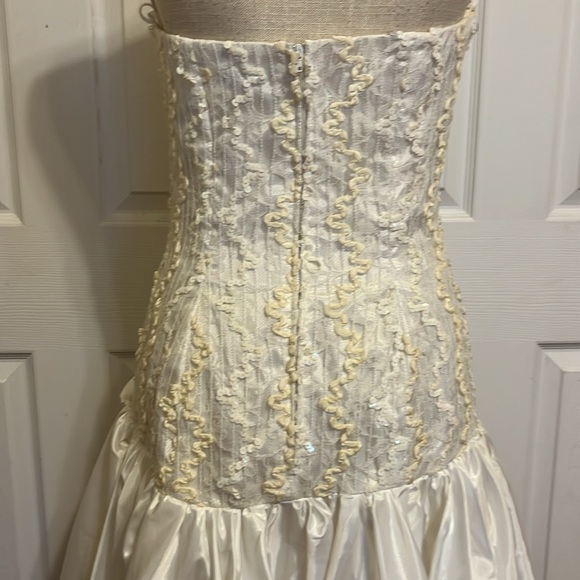 Dave & Johnny Couture Formal Mini Dress With Train / White with Cream Sequins - Picture 9 of 13